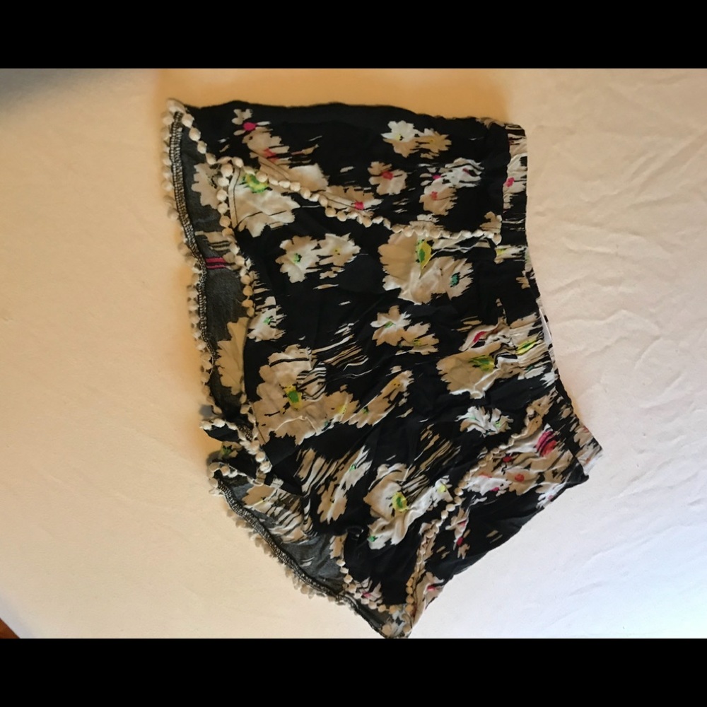 Xhilaration shorts
